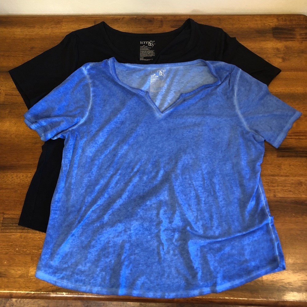 Set of 2 NWOT T-shirts